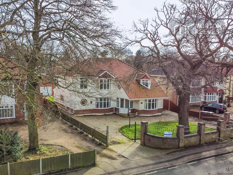 Plumstead Road East, Thorpe St Andrew, Norwich, NR7 9NQ 4 bed detached house for sale £650,000
