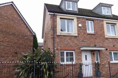 4 bedroom semi-detached house for sale, Barmouth Walk, Oldham OL8