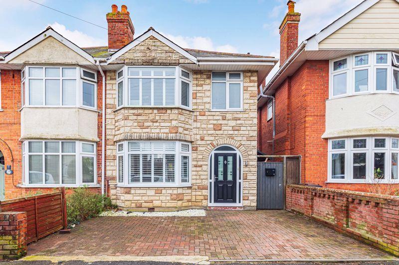 Portfield Road, Christchurch, BH23 3 bed semidetached house for sale