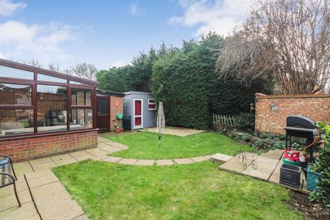 4 bedroom detached house for sale, Chantry Road, Bedford MK42