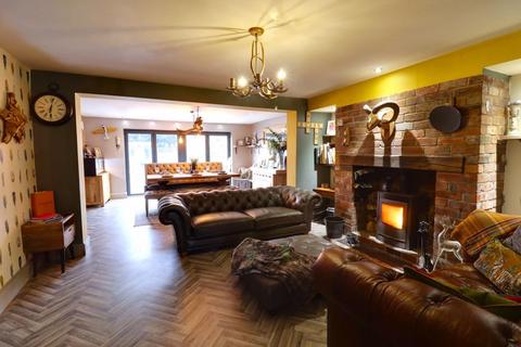 23 Broad Acres, Coven, Wolverhampton, WV9 5AG