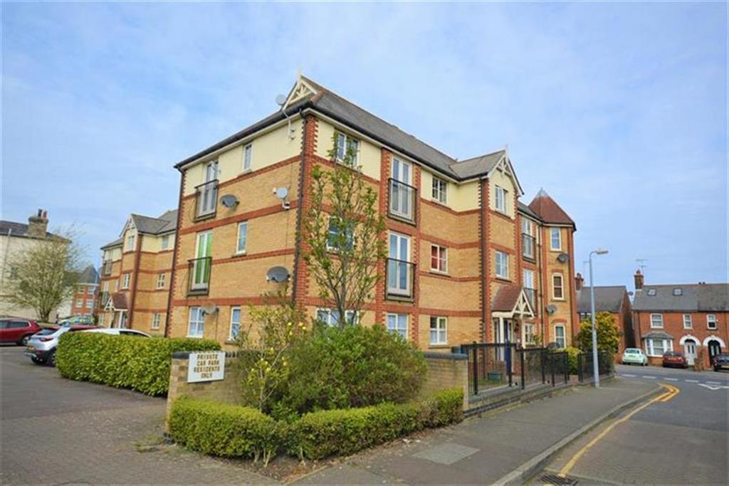 Keeble Way, Braintree, CM7 2 bed apartment to rent £1,250 pcm (£288 pw)