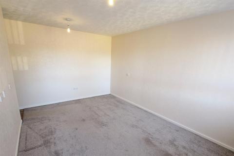 Studio to rent, Gunville Crescent, Bournemouth