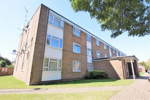 2 bedroom apartment to rent - Curlew Road, Bournemouth