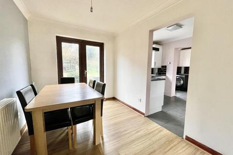 12 Brazen Close, Newhaven, BN9 9XZ