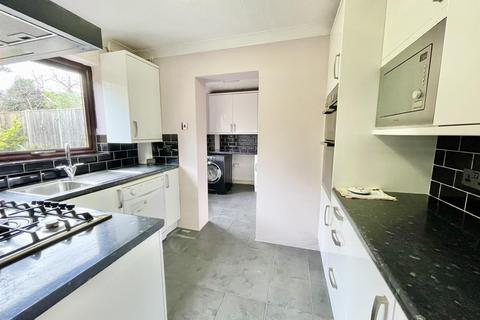 12 Brazen Close, Newhaven, BN9 9XZ
