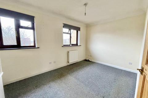 12 Brazen Close, Newhaven, BN9 9XZ