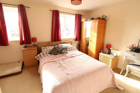 2 bedroom house for sale - Royal Star Drive, Daventry