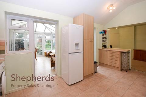 17 Windsor Close, Cheshunt, Waltham Cross, EN7 5LW