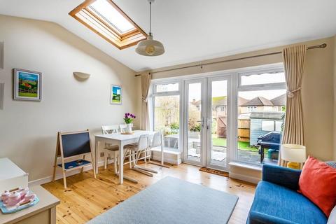 58 Chalkpit Lane, Dorking, RH4 1EY
