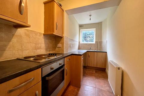 2 bedroom flat for sale, Avery Way, Allhallows, Rochester