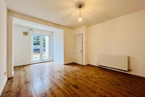 2 bedroom flat for sale, Avery Way, Allhallows, Rochester