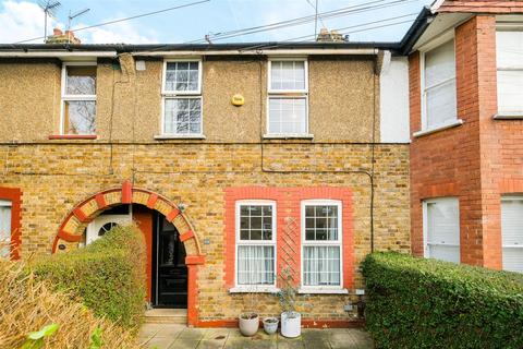 84 Elphinstone Road, London, E17 5EX