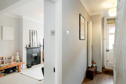84 Elphinstone Road, London, E17 5EX