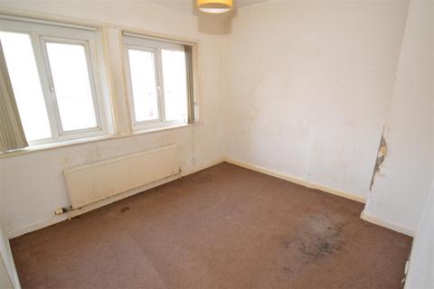 3 bedroom semi-detached house for sale, Lynfield Drive, Heaton, Bradford