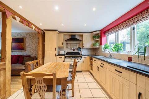 4 bedroom detached house for sale, Standerwick Orchard, Broadway, Ilminster