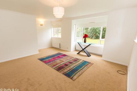 2 bedroom flat for sale, Arbor Court, Heath Road, Haywards Heath