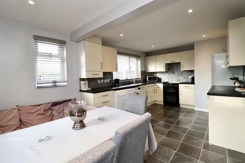 44 Cliffe Road, Market Weighton, York, YO43 3BP
