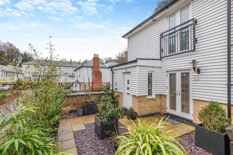 2 bedroom end of terrace house for sale, Hayle Mill Road, Maidstone