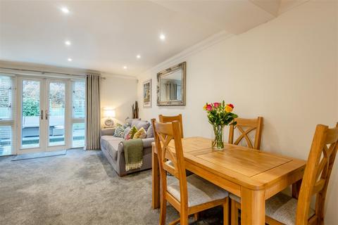 2 bedroom end of terrace house for sale - Hayle Mill Road, Maidstone
