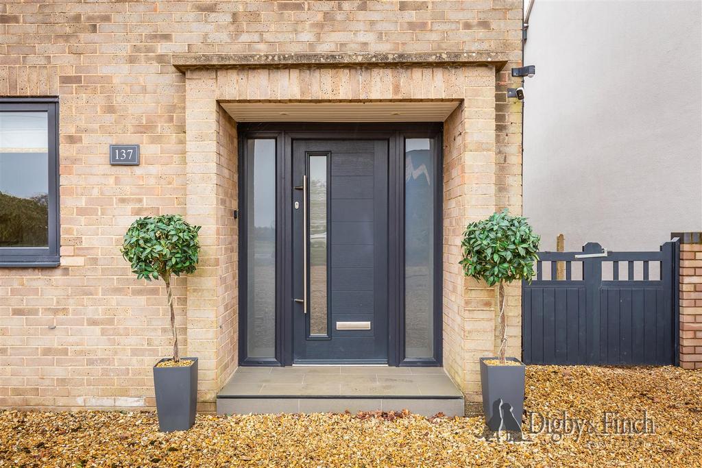137 West Street, Helpston-5watermarked.jpg