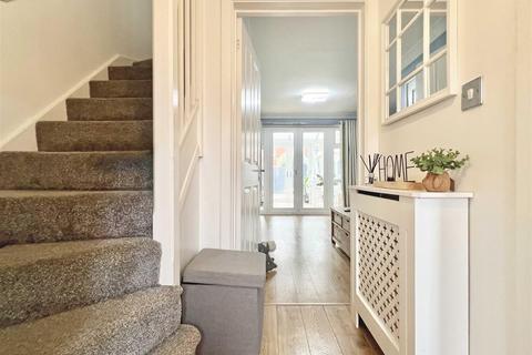 35 Shimbrooks, Great Leighs, Chelmsford, CM3 1SG