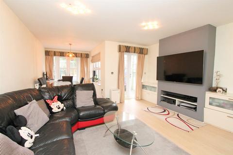 4 bedroom townhouse for sale, Langley Park Road, Sutton SM2