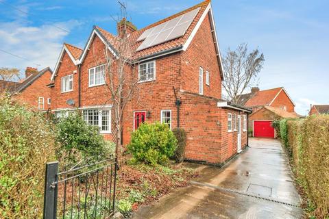 4 The Crescent, Heslington, York, YO10 5EF