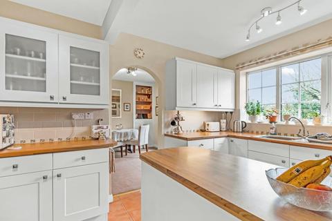4 The Crescent, Heslington, York, YO10 5EF