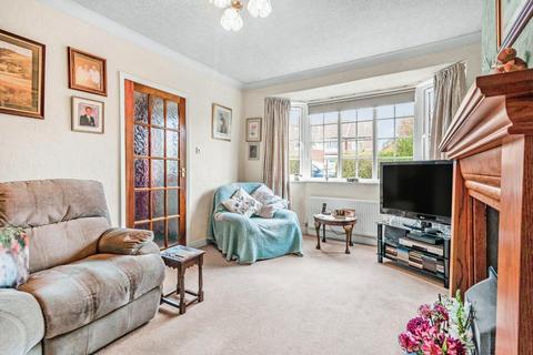 4 The Crescent, Heslington, York, YO10 5EF