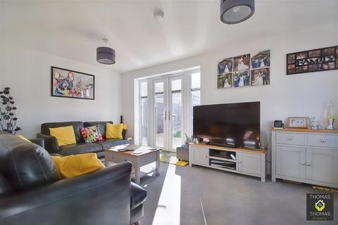 4 Birdwood Crescent, Brockworth, Gloucester, GL3 4WN