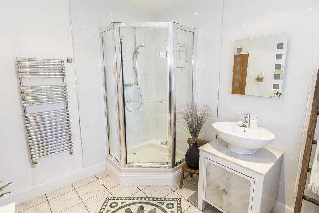 En- Suite