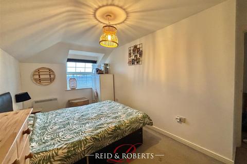 2 bedroom apartment for sale, Llys Nantgarw, Wrexham