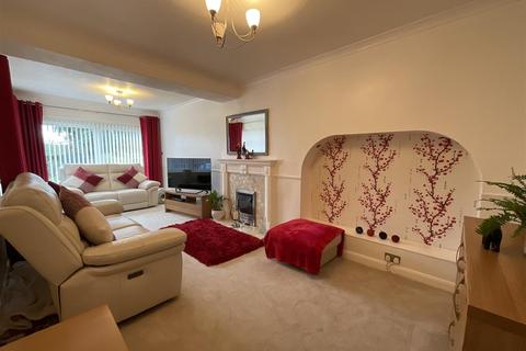 3 bedroom house for sale - Newlands Park Crescent, Scarborough