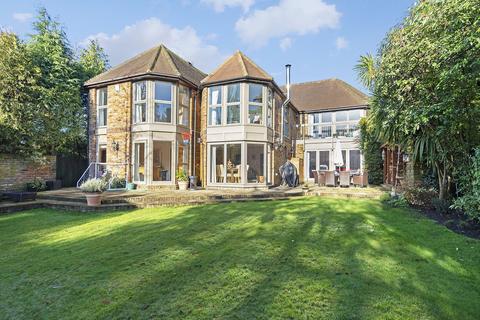 5 bedroom house to rent - Eversley Park, SW19