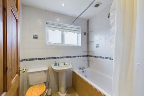 7 Spring Close, Sleights, Whitby, YO22 5HF