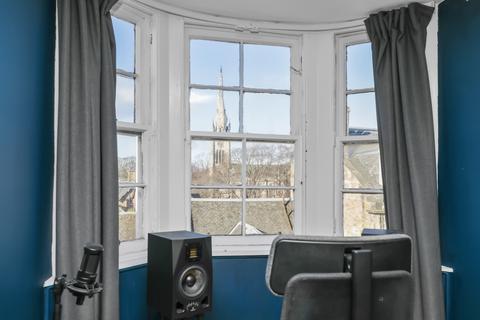 6/6 High Street, Dalkeith, EH22 1HR