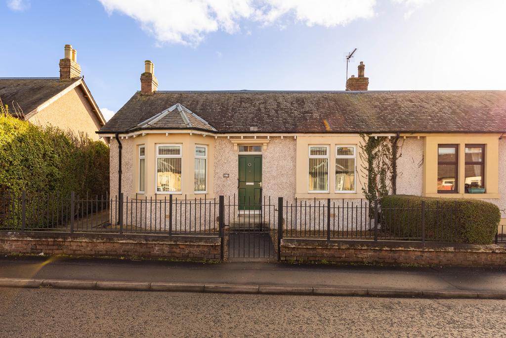 Eighth Street, Newtongrange EH22 3 bed semidetached villa for sale £