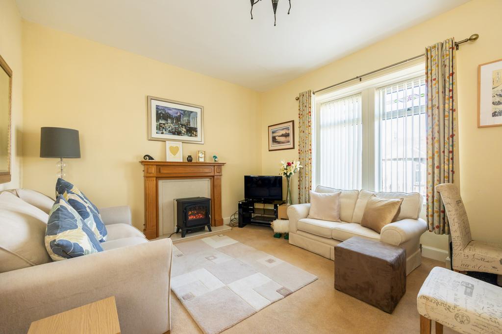Eighth Street, Newtongrange EH22 3 bed semidetached villa for sale £