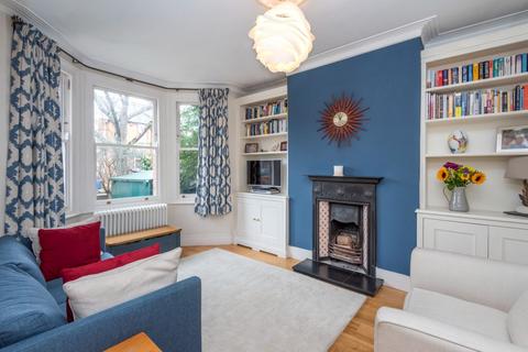 53 Ailsa Avenue, Twickenham, TW1 1NF