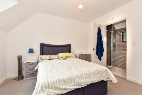 4 bedroom detached house for sale - Scholars Way, Ashford, Kent