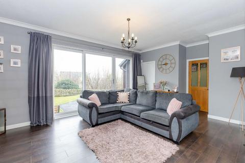 10 Lady Brae, Gorebridge, EH23 4HT