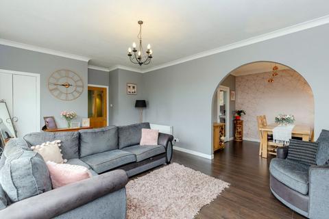 10 Lady Brae, Gorebridge, EH23 4HT