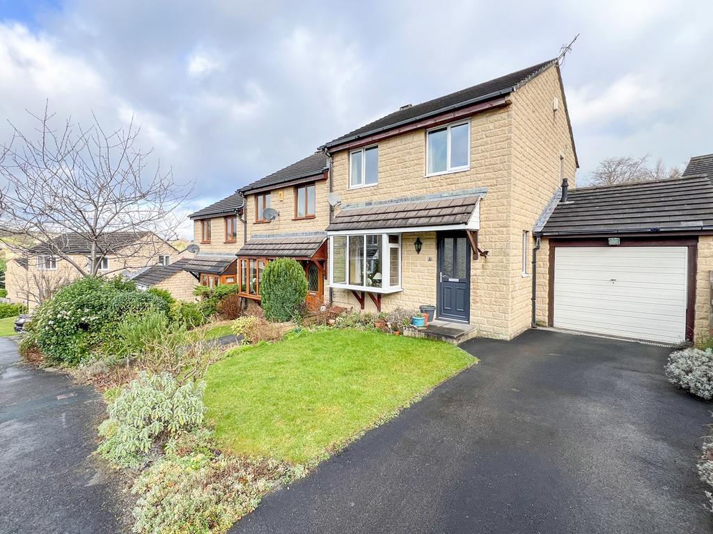 Heys Gardens, Holmfirth HD9 2 bed end of terrace house for sale £235,000