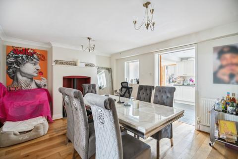 2 bedroom terraced house for sale, Lansdown Road, Gerrards Cross SL9