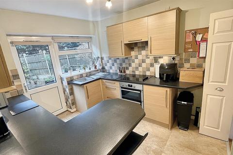 3 bedroom end of terrace house for sale, Cateswell Road, Birmingham B28