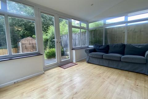 3 bedroom semi-detached house to rent - Cricket Close, Coventry