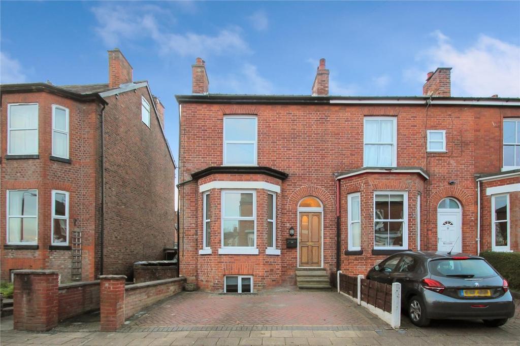Osborne Road, Altrincham 3 bed end of terrace house to rent £1,700