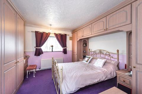 38 Newbery Road, Erith, DA8 2BY