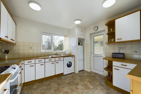 6 Cornwallis Gardens, Broadstairs, CT10 1DW